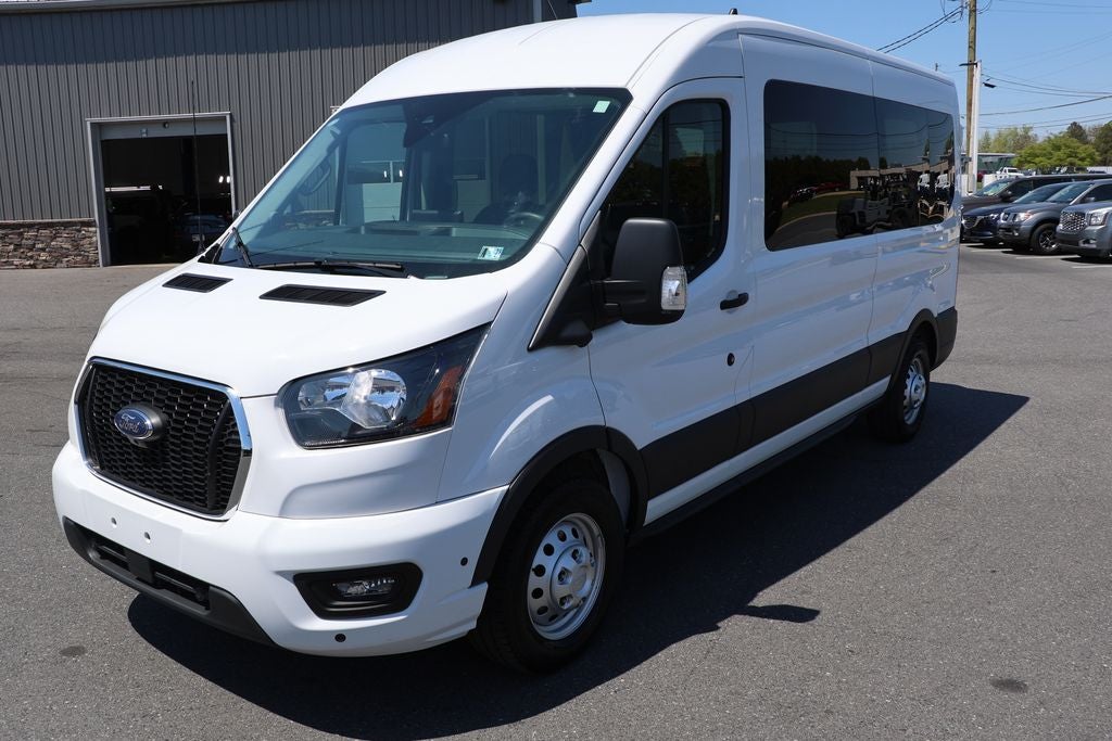 ford transit passenger van 2025 1FBAX9CG0SKA21911 image ford transit passenger van 2025 1FBAX9CG0SKA21911 image